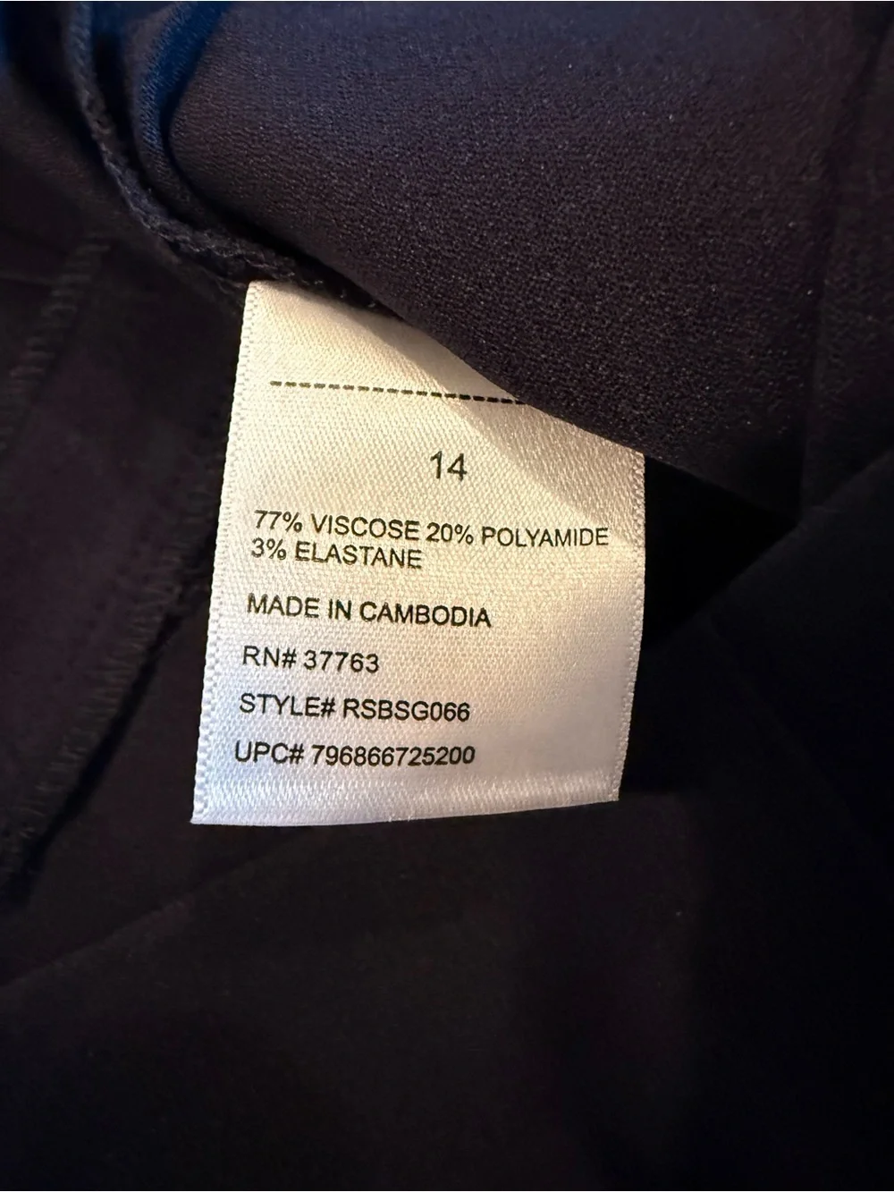 NWT Rafaella Pintuck Crop Pants Women’s Size 14 Navy Pull-On Stretch Pockets